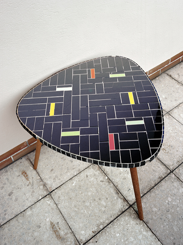 Tisch_Druck_2013_55x70cm_05XXX_360dpi_KopieGrösseVerändertDruck56x40Perfekt